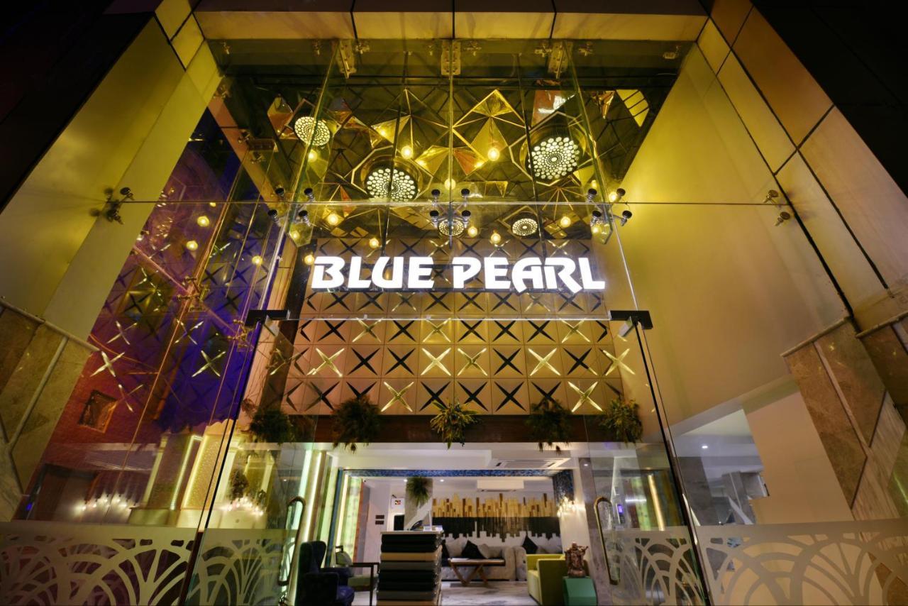 Hotel Blue Pearl Nueva Delhi Exterior foto